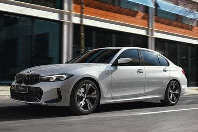BMW 3 Series — Photo 2 of 7