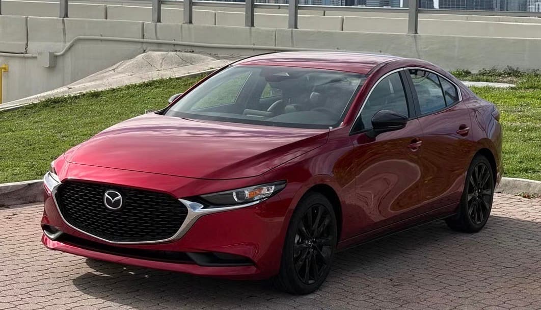 Mazda CX-3 — Photo 2 of 9