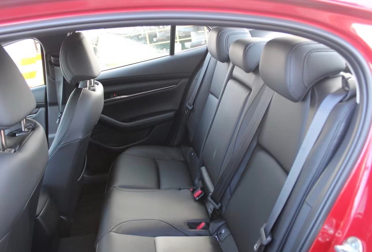 Mazda CX-3 — Photo 7 of 9