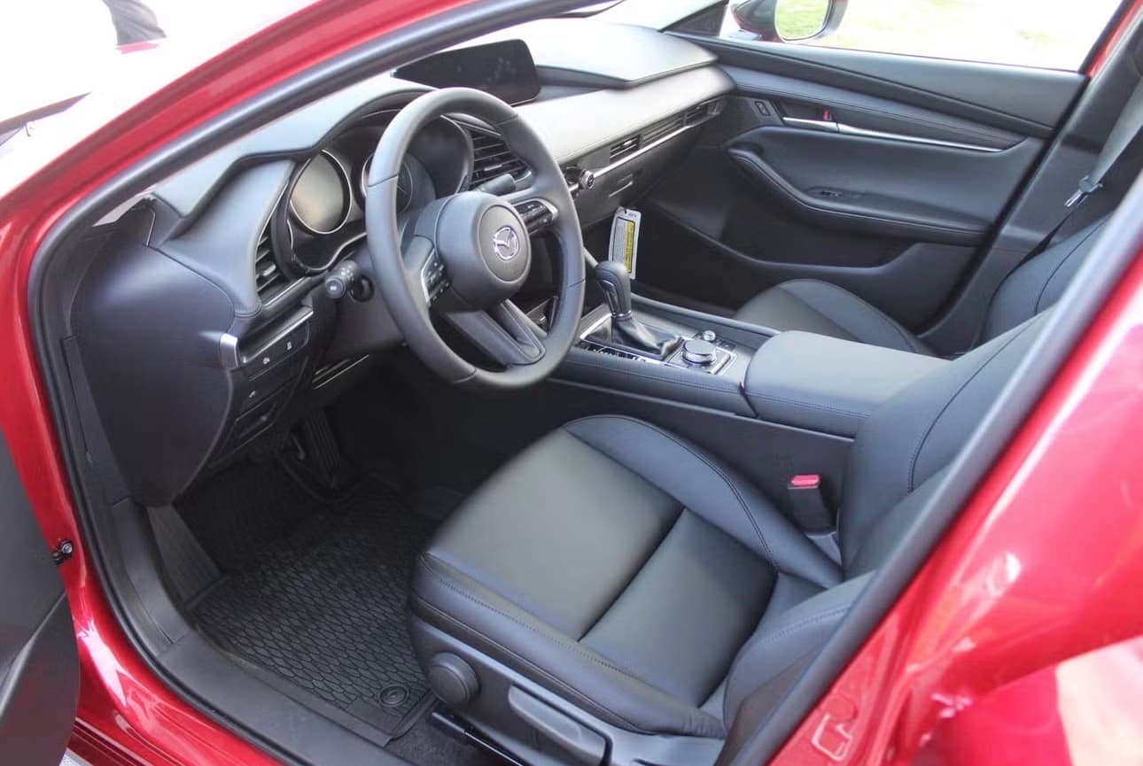 Mazda CX-3 — Photo 6 of 9